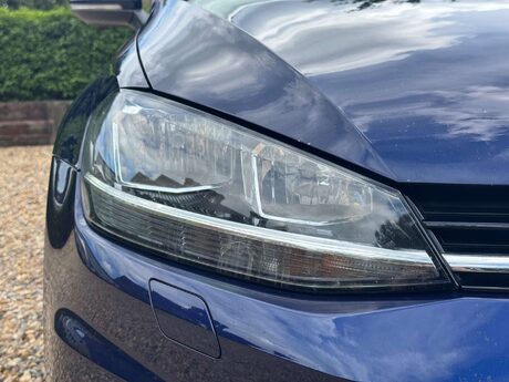 Volkswagen Golf 1.5 Golf GT TSi Evo Semi-Auto 5dr 32