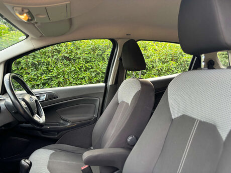 Ford Ecosport 1.0 EcoSport Zetec T 5dr 29