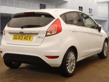 Ford Fiesta 1.0 Fiesta Titanium 5dr 8