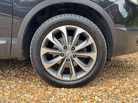 Nissan Qashqai 2.0 Qashqai Tekna 5dr 39