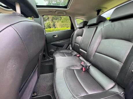 Nissan Qashqai 2.0 Qashqai Tekna 5dr 24