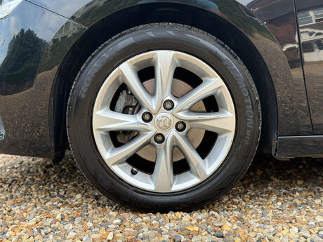 Vauxhall Corsa 1.2 Corsa SE Premium T 5dr 32