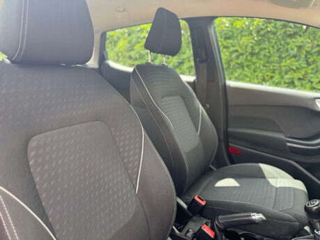 Ford Fiesta 1.0 Fiesta Zetec T 5dr 17