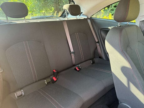 Vauxhall Corsa 1.4 Corsa Griffin 3dr 35