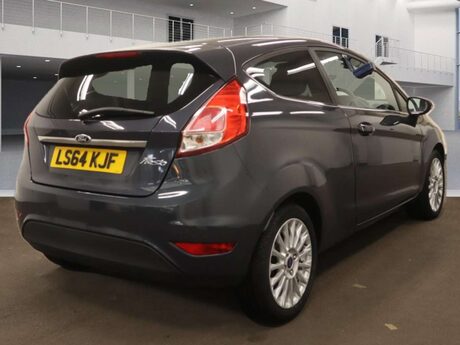 Ford Fiesta 1.6 Fiesta Titanium Auto 3dr 8