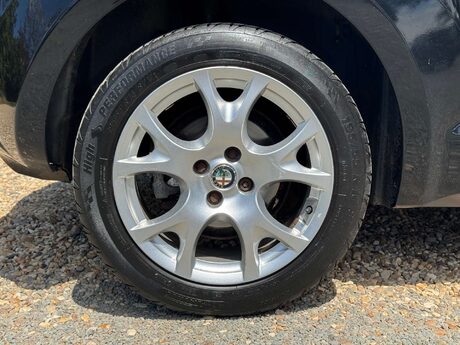 Alfa Romeo Mito 1.4 Mito Sprint MultiAir TB 3dr 27
