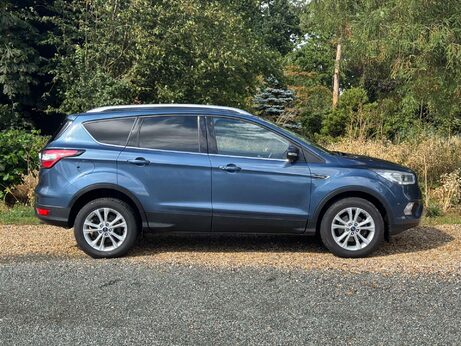 Ford Kuga 1.5 Kuga Titanium 5dr 1