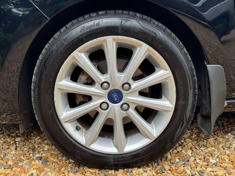 Ford Fiesta 1.0 Fiesta Titanium T 5dr 12