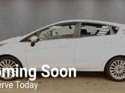 Ford Fiesta 1.0 Fiesta Titanium 5dr 4