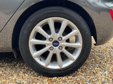 Ford Fiesta 1.0 Fiesta Titanium T 5dr 29