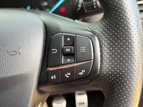 Ford Focus 1.0 Focus ST-Line X 5dr 33