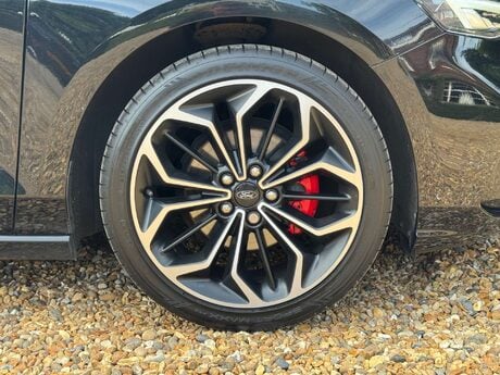 Ford Focus 1.0 Focus ST-Line X 5dr 38