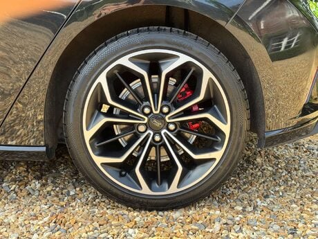 Ford Focus 1.0 Focus ST-Line X 5dr 44