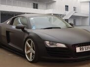 Audi R8 4.2 R8 4.2 Quattro Semi-Auto 4WD 2dr 5