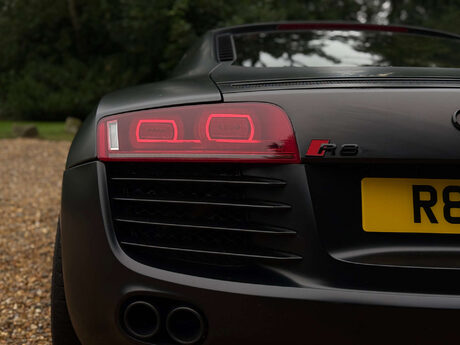 Audi R8 4.2 R8 4.2 Quattro Semi-Auto 4WD 2dr 49