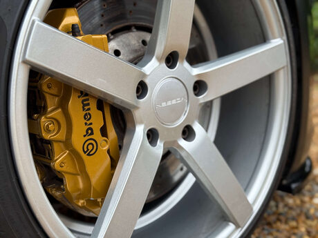Audi R8 4.2 R8 4.2 Quattro Semi-Auto 4WD 2dr 29