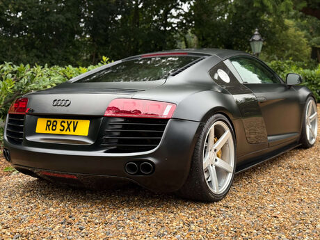 Audi R8 4.2 R8 4.2 Quattro Semi-Auto 4WD 2dr 17