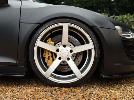 Audi R8 4.2 R8 4.2 Quattro Semi-Auto 4WD 2dr 27