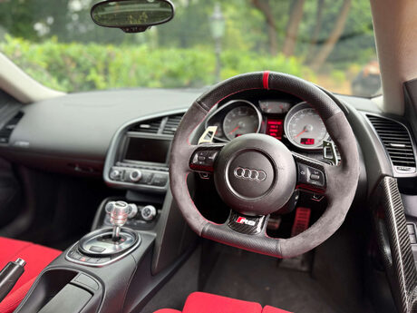 Audi R8 4.2 R8 4.2 Quattro Semi-Auto 4WD 2dr 35
