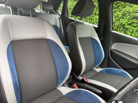 Volkswagen Polo 1.4 Polo BlueGT 5dr 27