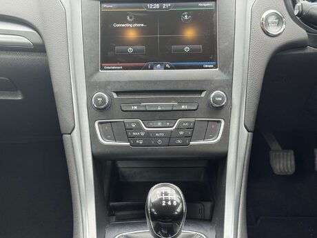 Ford Mondeo 1.5 Mondeo Titanium 5dr 30