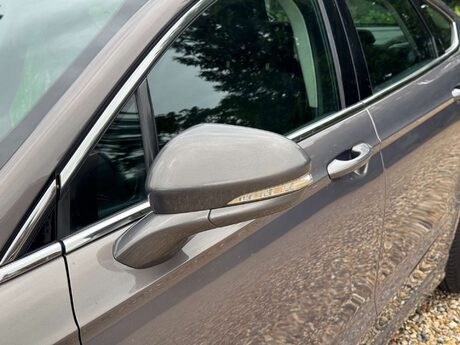 Ford Mondeo 1.5 Mondeo Titanium 5dr 34