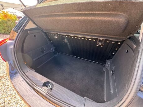 Vauxhall Corsa 1.4 Corsa Limited Edition 3dr 26