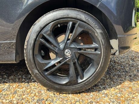 Vauxhall Corsa 1.4 Corsa Limited Edition 3dr 21