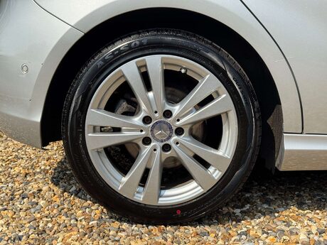 Mercedes-Benz A Class 1.5 A 180 D Sport Premium Auto 5dr 27