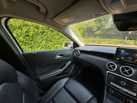 Mercedes-Benz A Class 1.5 A 180 D Sport Premium Auto 5dr 11