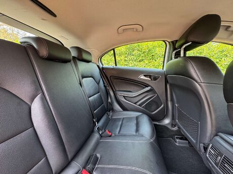 Mercedes-Benz A Class 1.5 A 180 D Sport Premium Auto 5dr 17