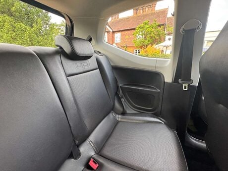 Volkswagen Up 1.0 Rock Up 3dr 14