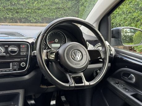 Volkswagen Up 1.0 Rock Up 3dr 23