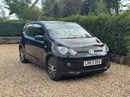 Volkswagen Up 1.0 Rock Up 3dr 1