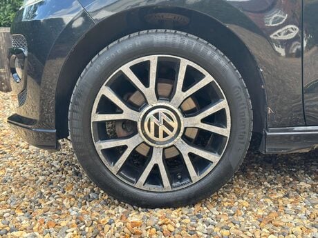 Volkswagen Up 1.0 Rock Up 3dr 20