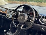 Volkswagen Up 1.0 Rock Up 3dr 24