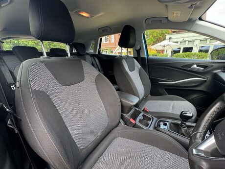 Vauxhall Grandland X 1.2 Grandland X SE T S/S 5dr 13