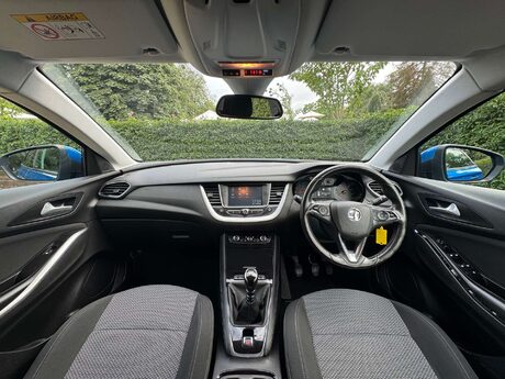 Vauxhall Grandland X 1.2 Grandland X SE T S/S 5dr 12