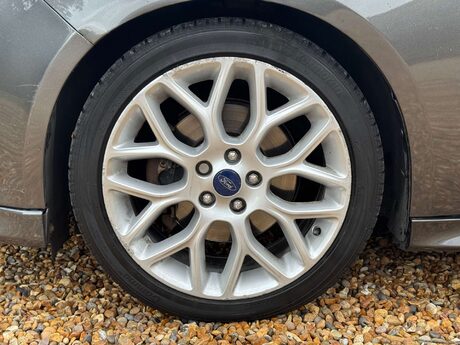 Ford Focus 1.5 Focus Zetec S 5dr 25
