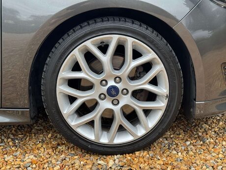 Ford Focus 1.5 Focus Zetec S 5dr 23