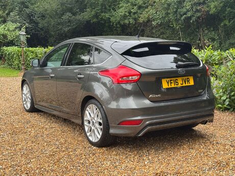 Ford Focus 1.5 Focus Zetec S 5dr 4