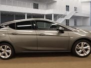 Vauxhall Astra 1.4 Astra SRI 5dr 11