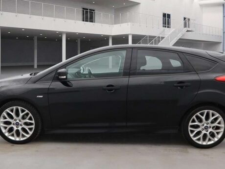 Ford Focus 1.5 Focus ST-Line 5dr 10