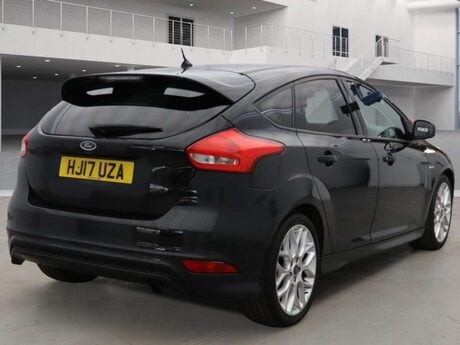 Ford Focus 1.5 Focus ST-Line 5dr 8