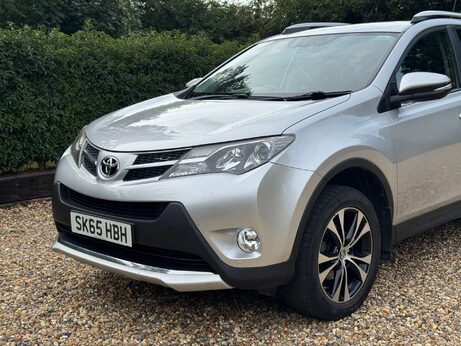 Toyota Rav4 2.2 RAV4 Invincible D-4D Auto 4WD 5dr 3