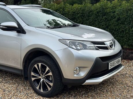 Toyota Rav4 2.2 RAV4 Invincible D-4D Auto 4WD 5dr 1