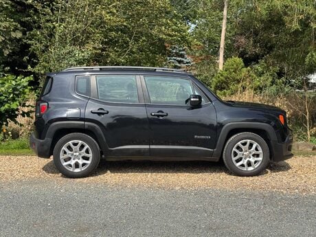 Jeep Renegade 1.4 Renegade Longitude Auto 5dr 9