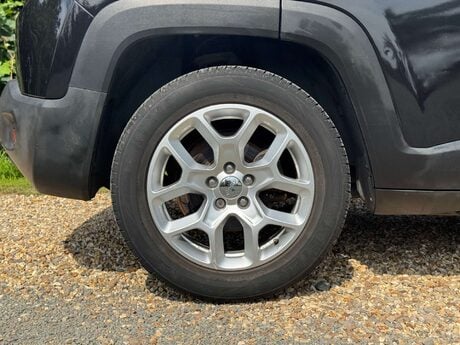 Jeep Renegade 1.4 Renegade Longitude Auto 5dr 30