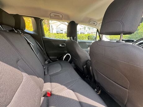 Jeep Renegade 1.4 Renegade Longitude Auto 5dr 19