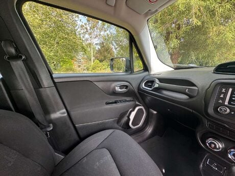 Jeep Renegade 1.4 Renegade Longitude Auto 5dr 13